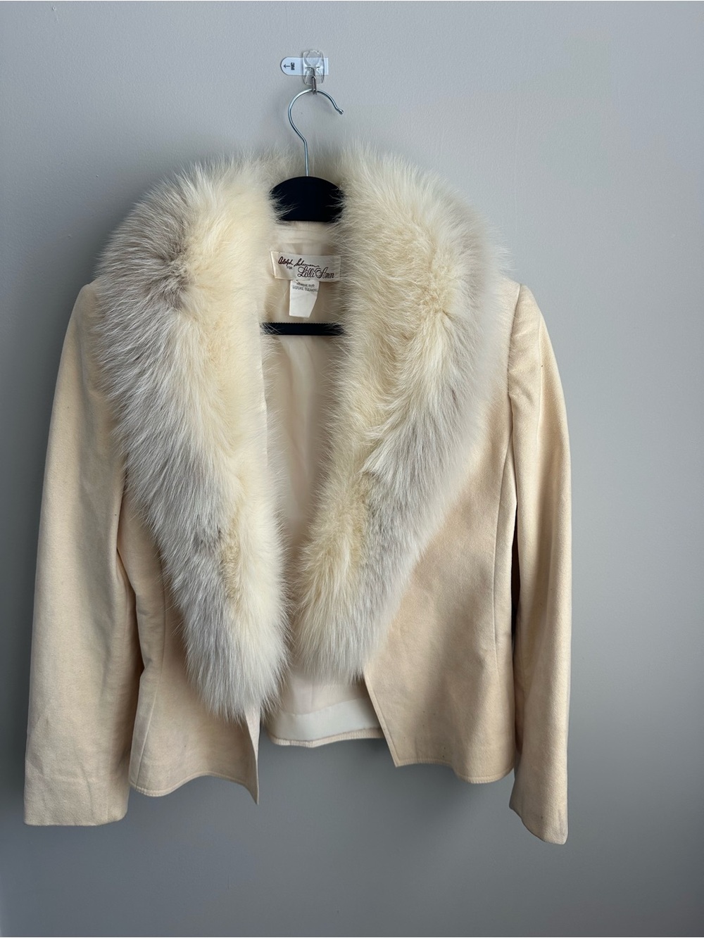 1970s Lilli Ann Cream Ultrasuede Jacket Real Fox Fur Collar Statement Coat